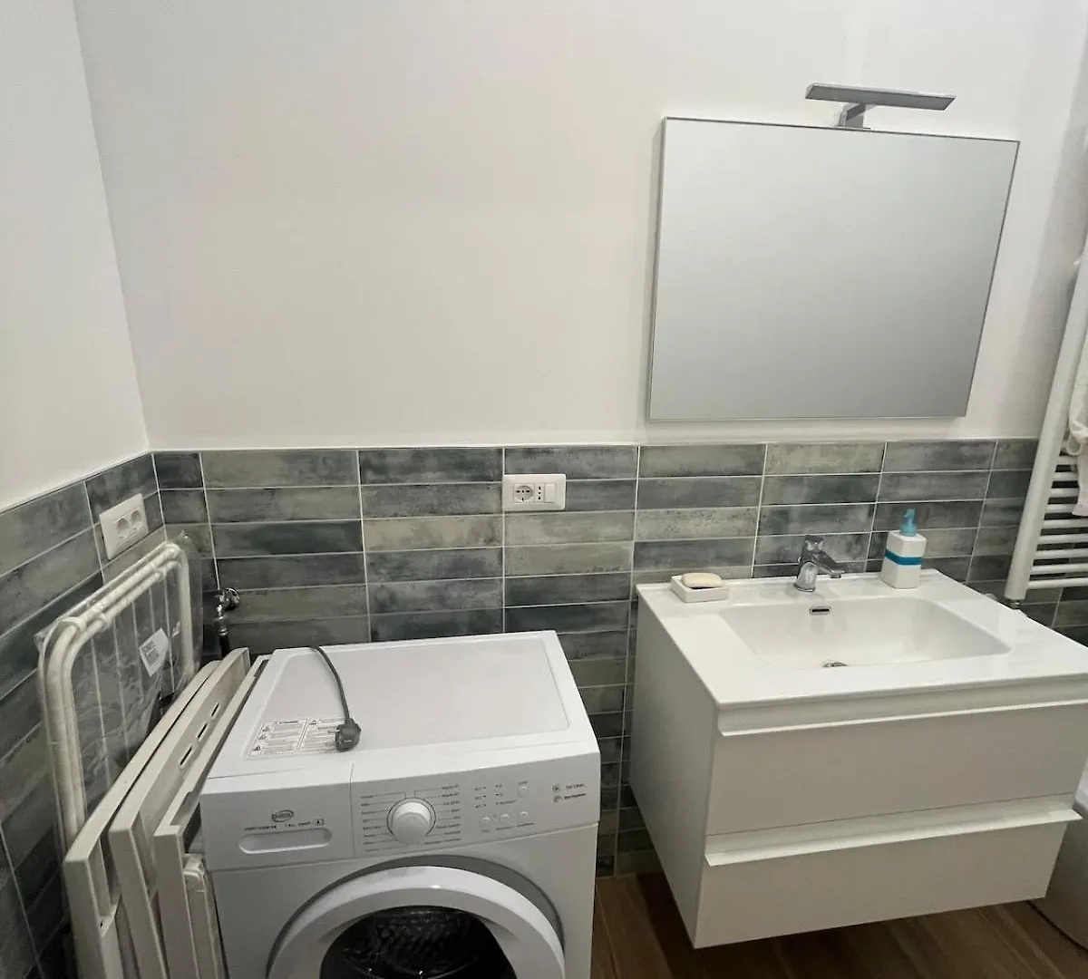 Milan Loreto Apartment 15 Mins From Duomo - M1 Rovereto